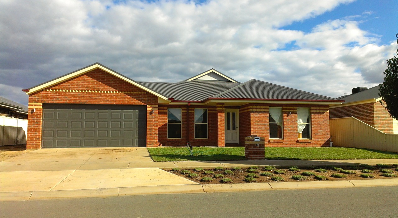 house kyabram brick free photo