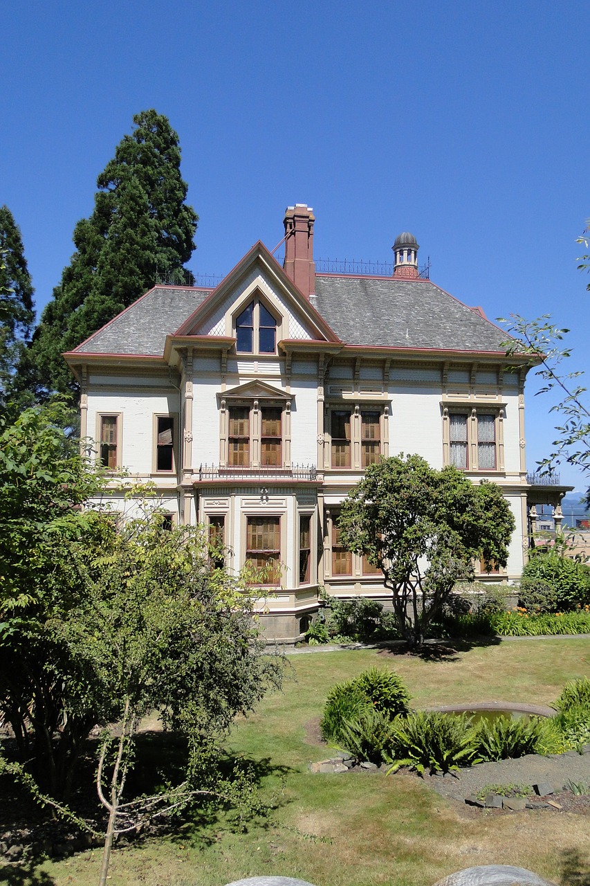 house historic architecture free photo