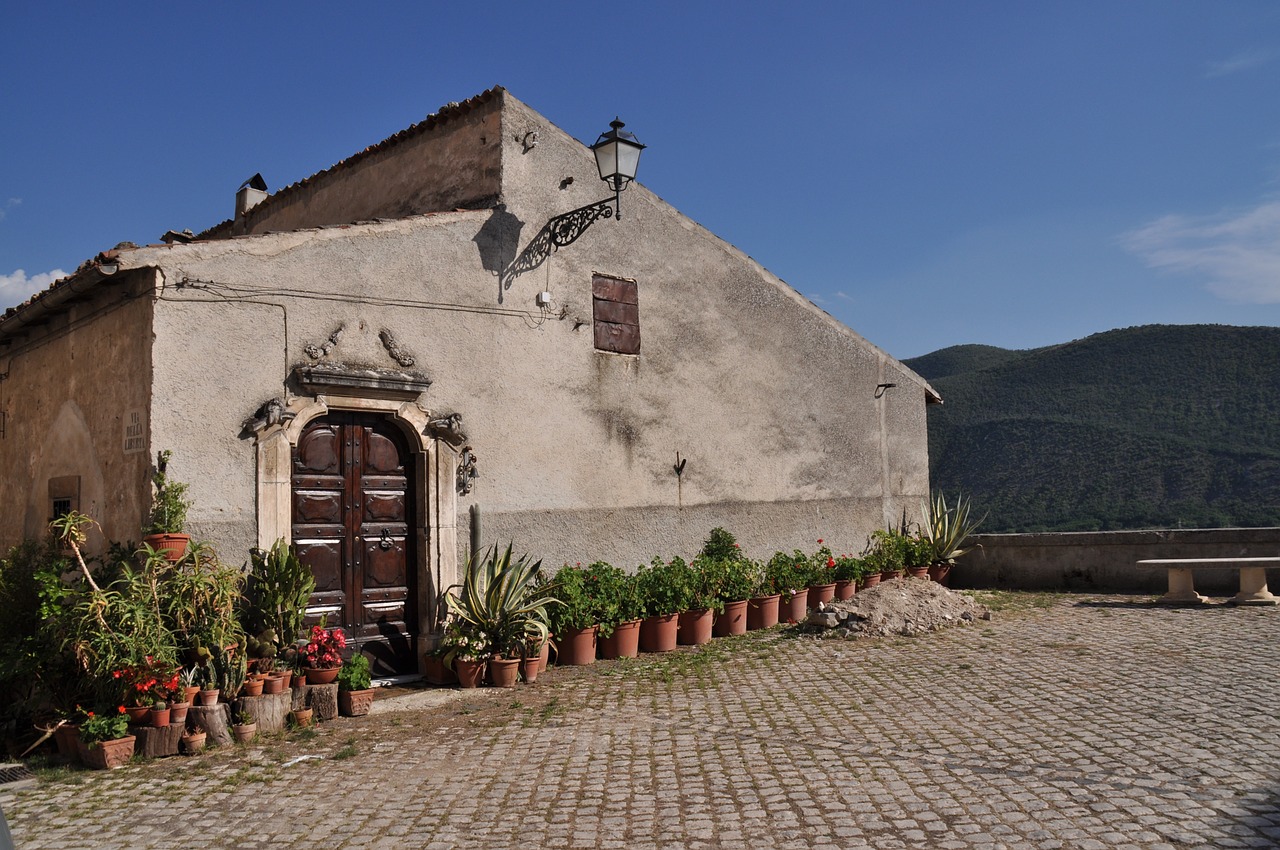 house borgo country free photo