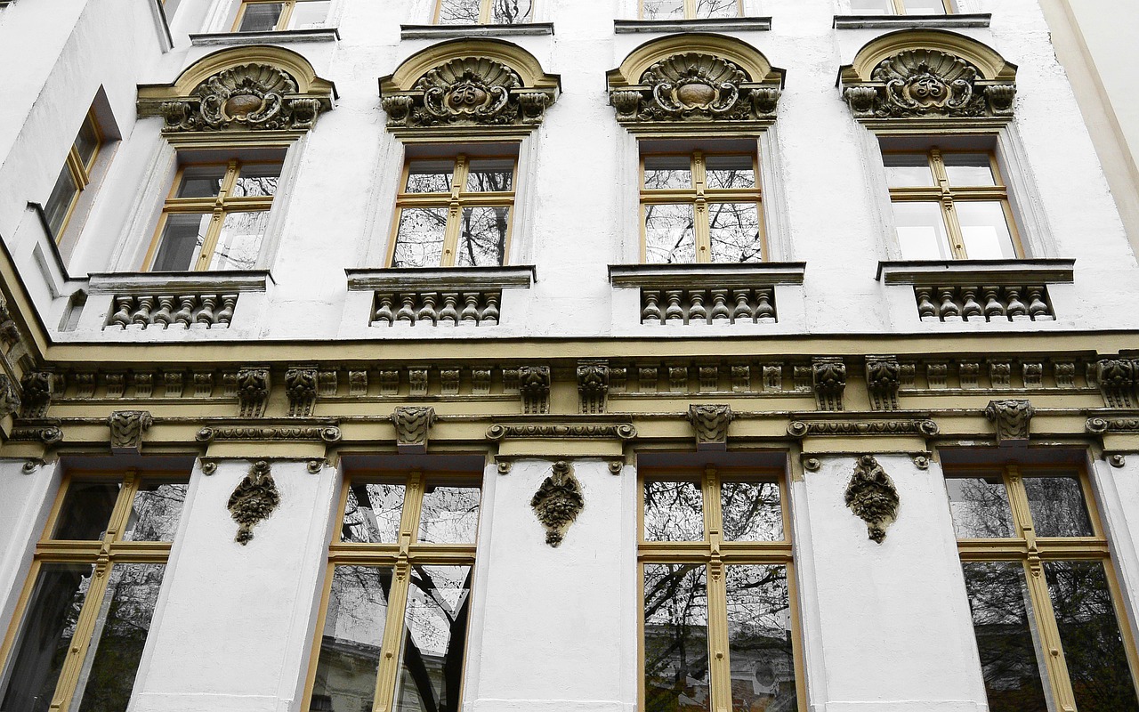 house facade architecture window free photo