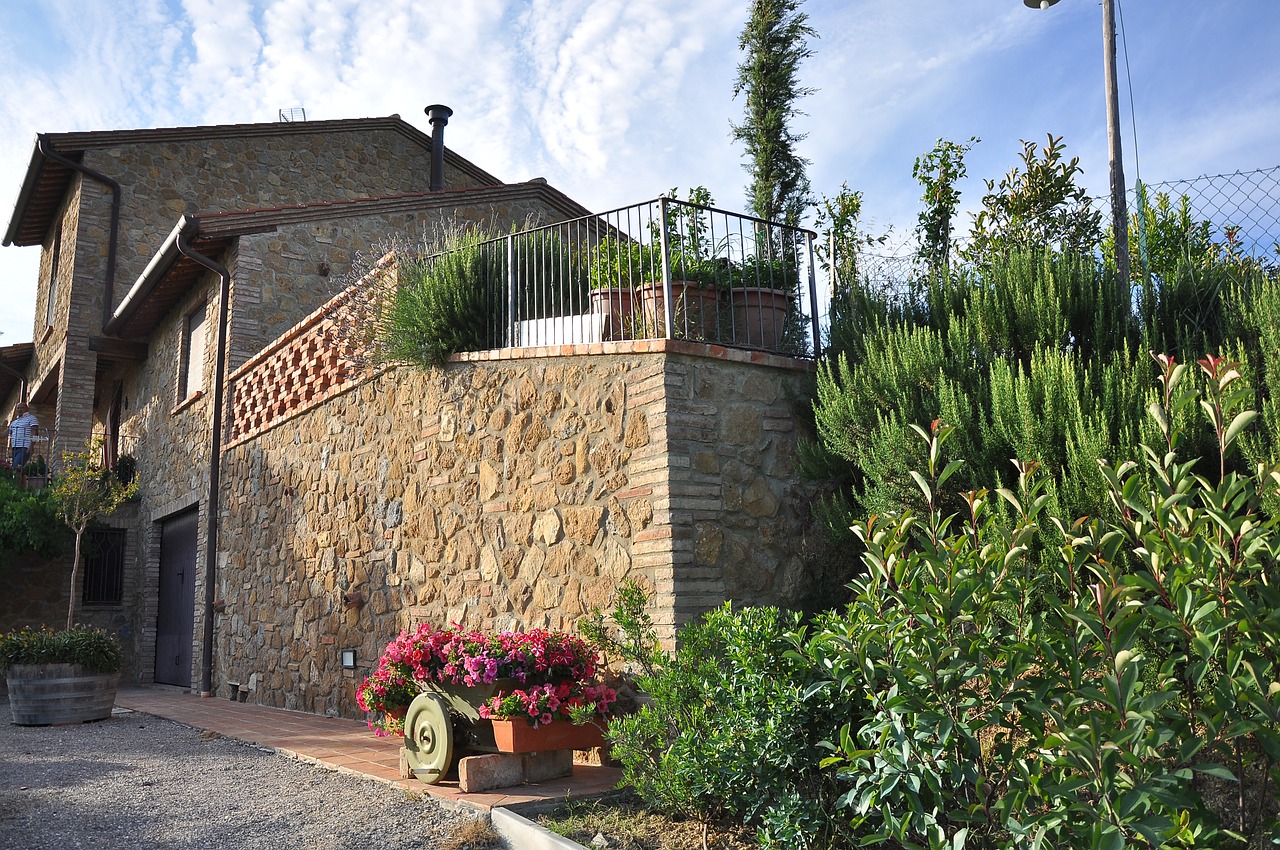 house in grape farm monte capuccino wineyard free photo