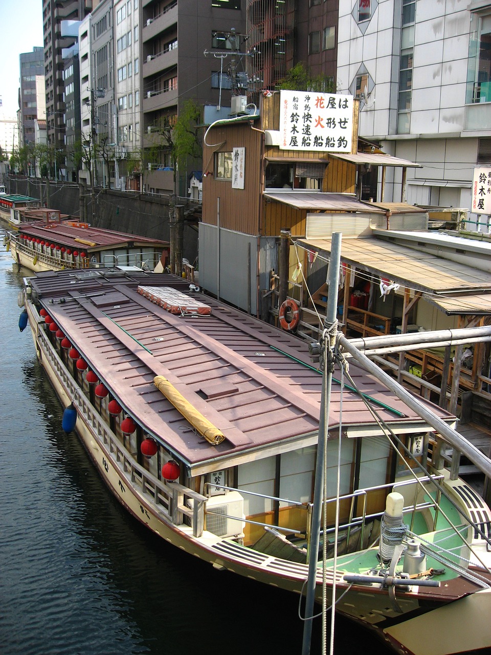 houseboat canal river free photo