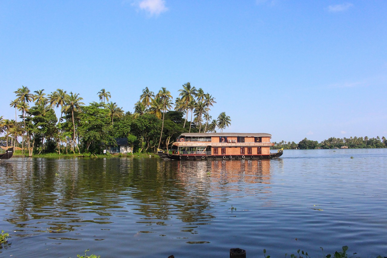 houseboat alleppey boat house free photo