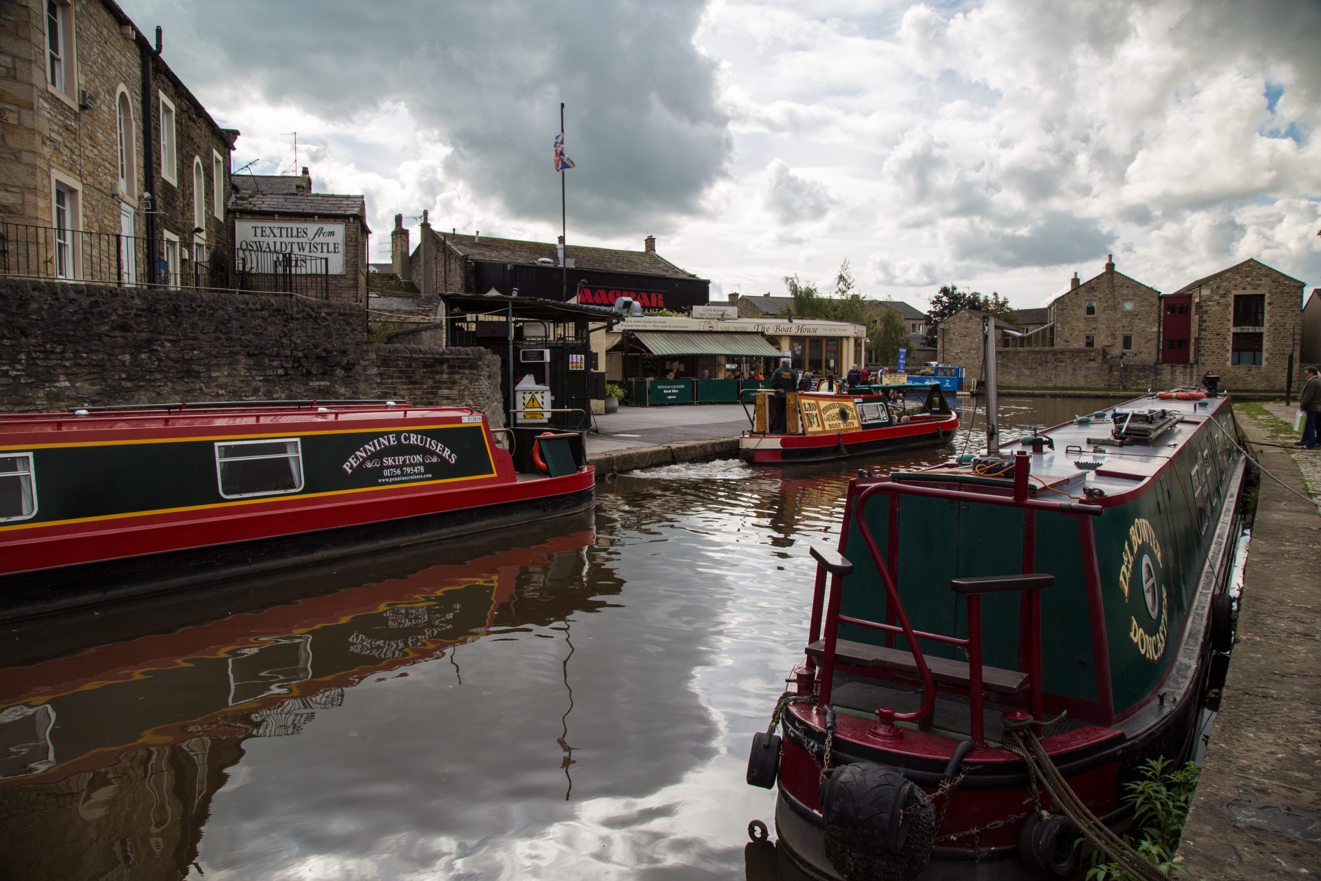 england canal boating free photo