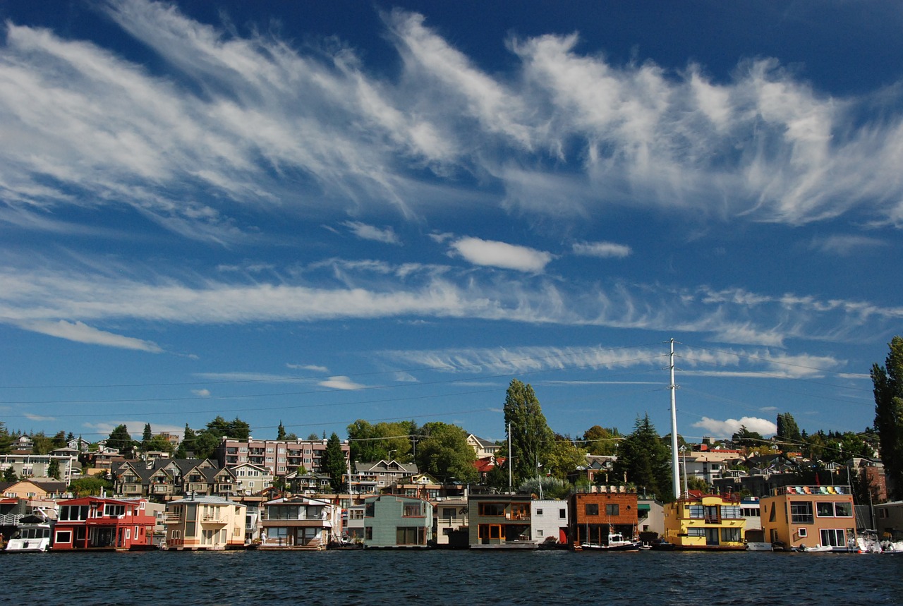 houseboats clouds lake sky free photo