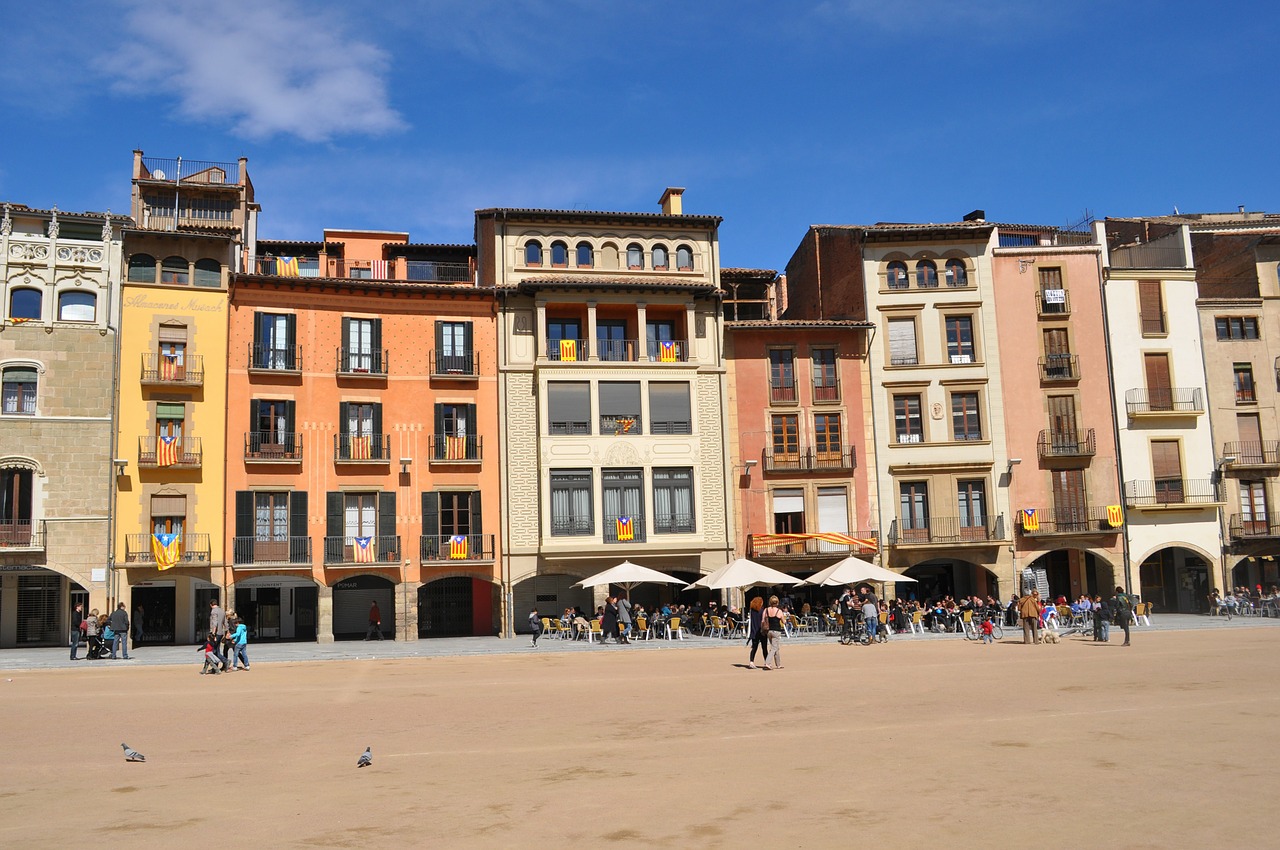 houses plaza architecture free photo