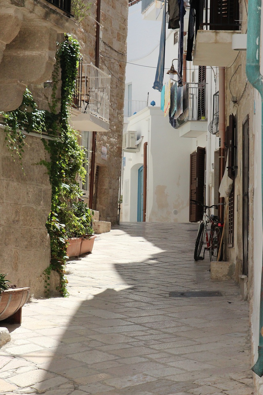 houses ostuni puglia free photo