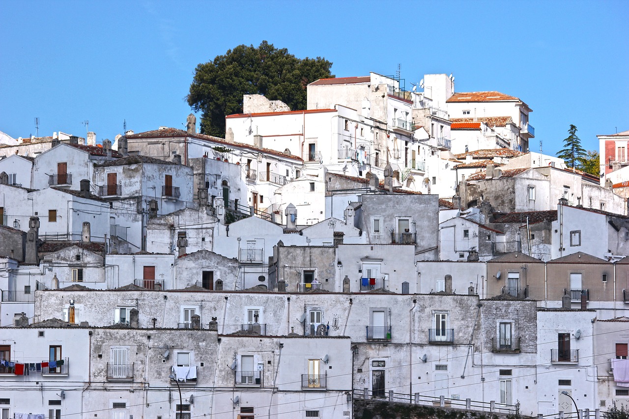 houses  monte sant'angelo  gargano free photo