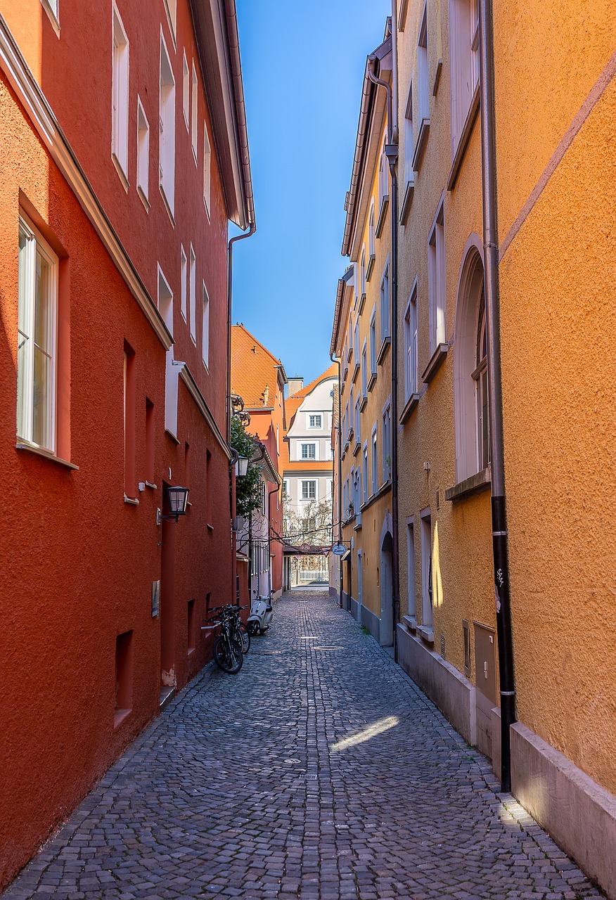 houses  city  architecture free photo