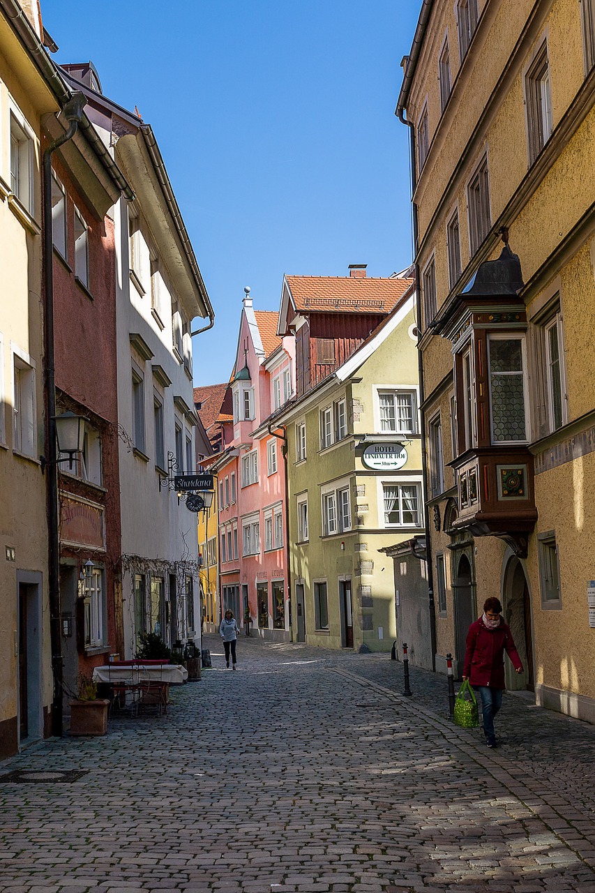 houses  city  architecture free photo