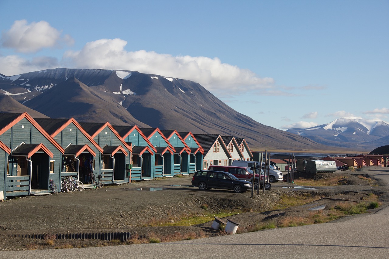 houses svalbard longyearbyen free photo