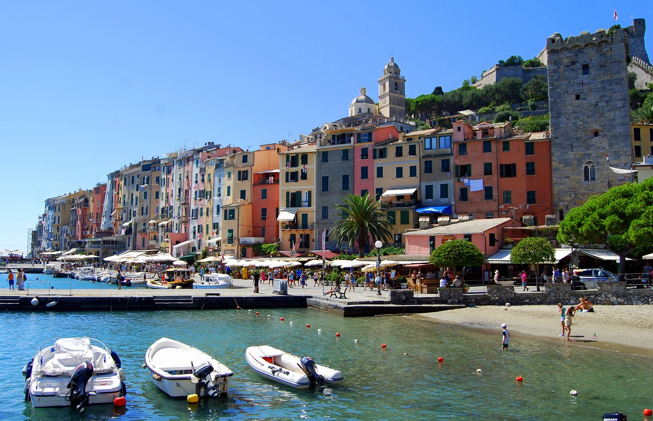 houses colors boat free photo