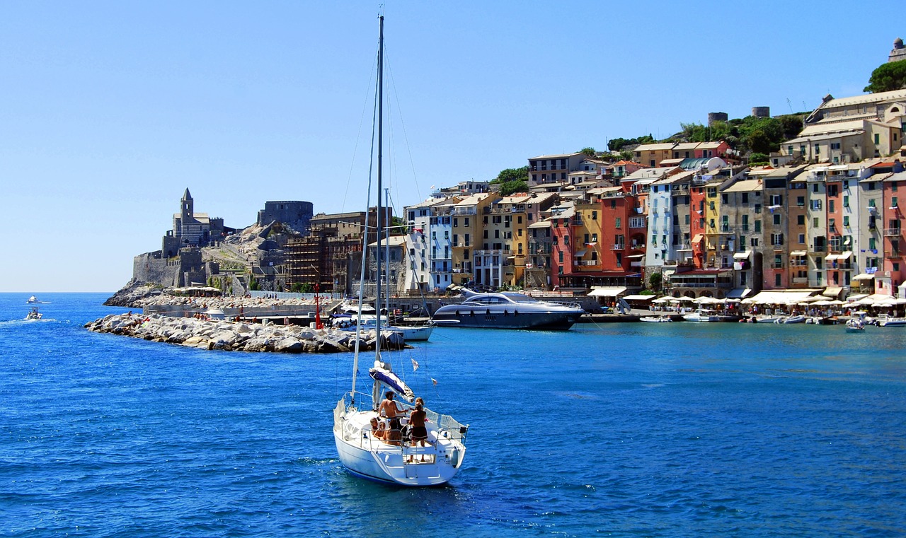 houses colors boat free photo