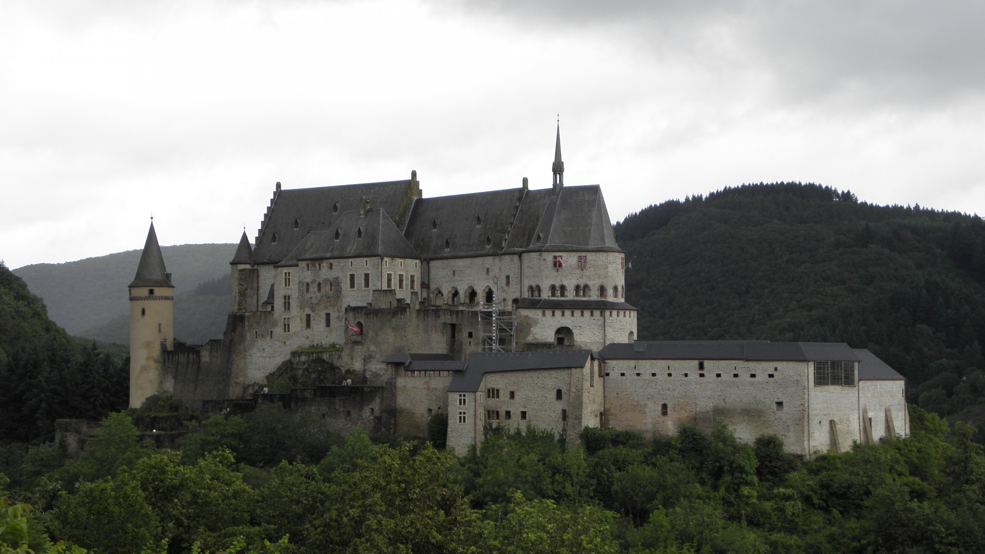 castle vianden luxembourg free photo