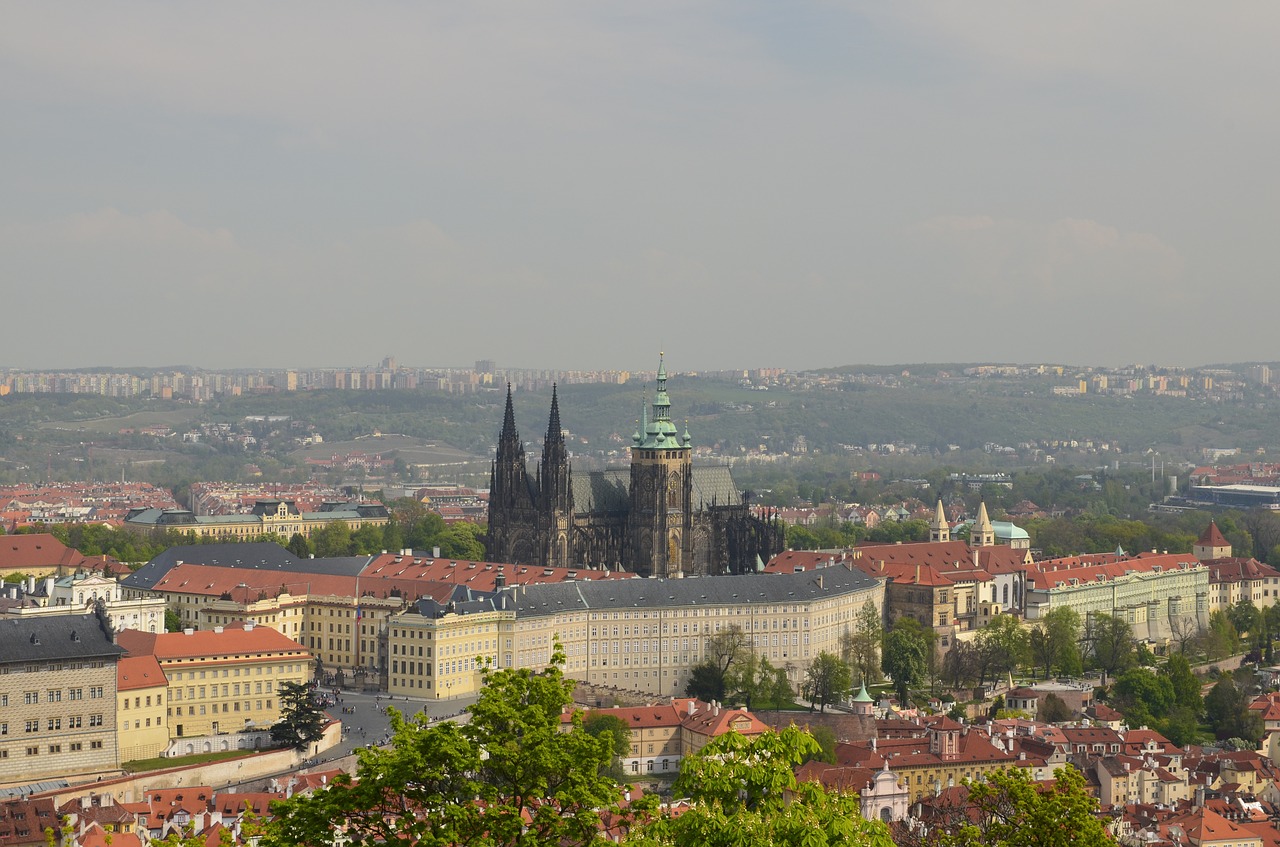 hradcany prague the cathedral free photo