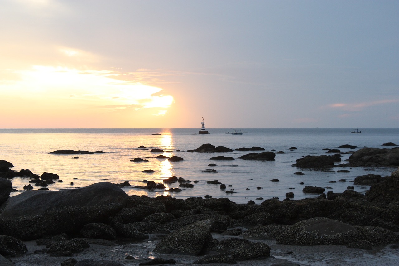 huahin beach sunrise free photo