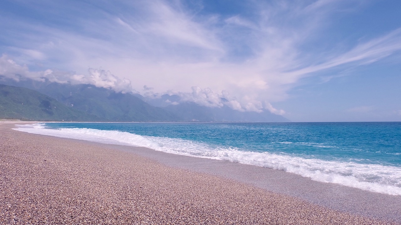 hualien sea water qixing lake free photo