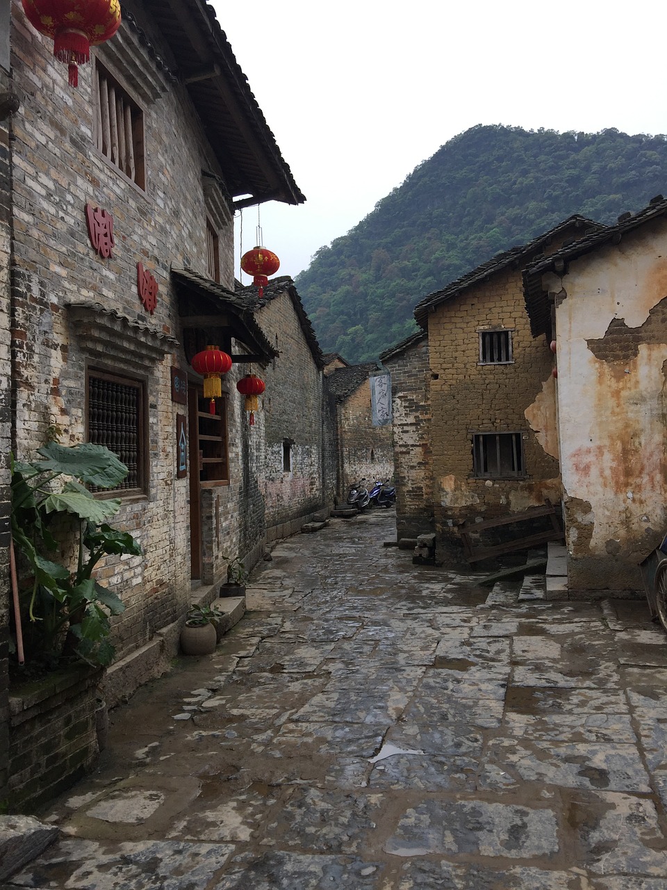 huang yao ancient town early in the morning ancient streets free photo