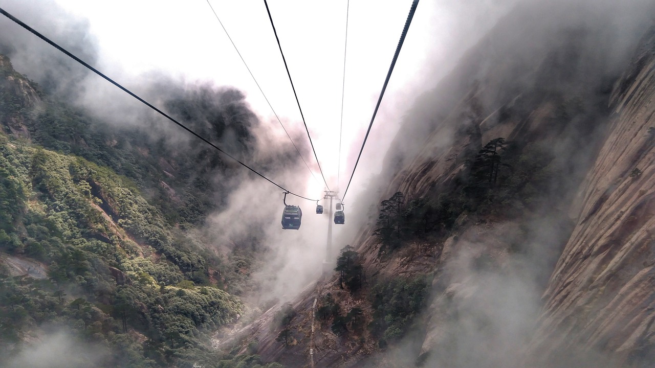 huangshan the scenery cloud free photo