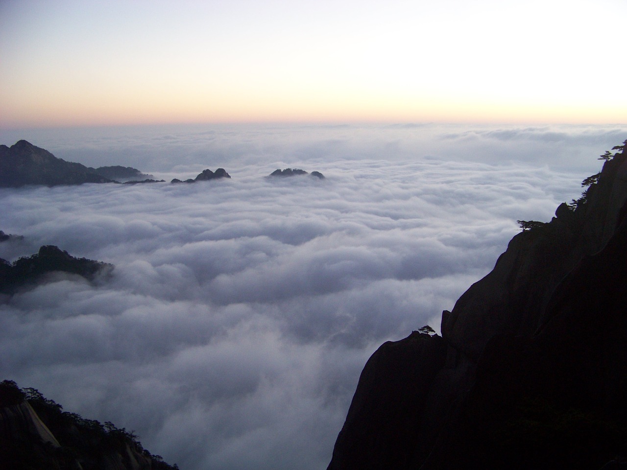 huangshan clouds sunrise free photo