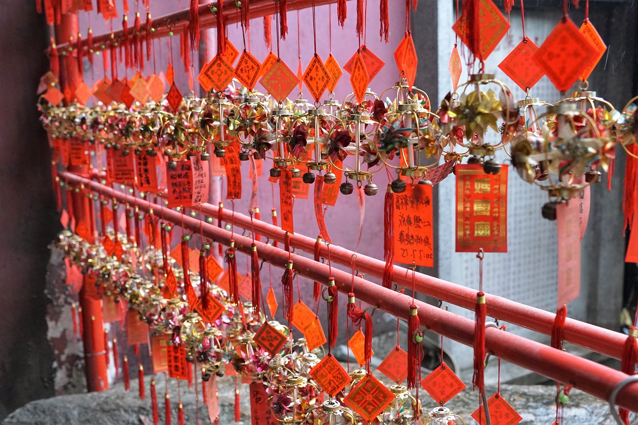 human  temple  travel free photo