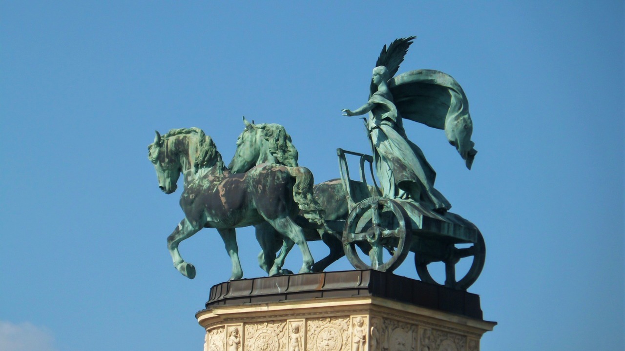 hungary budapest square free photo