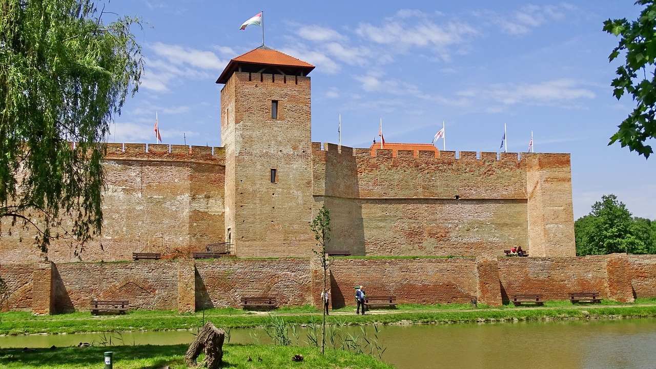 hungary gyula castle free photo