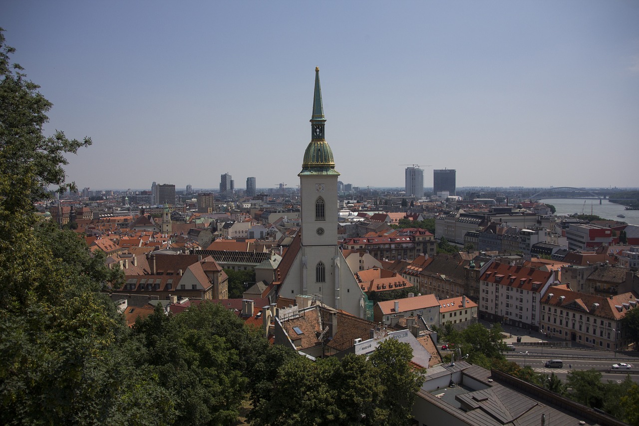 hungary cityscape bucharest free photo