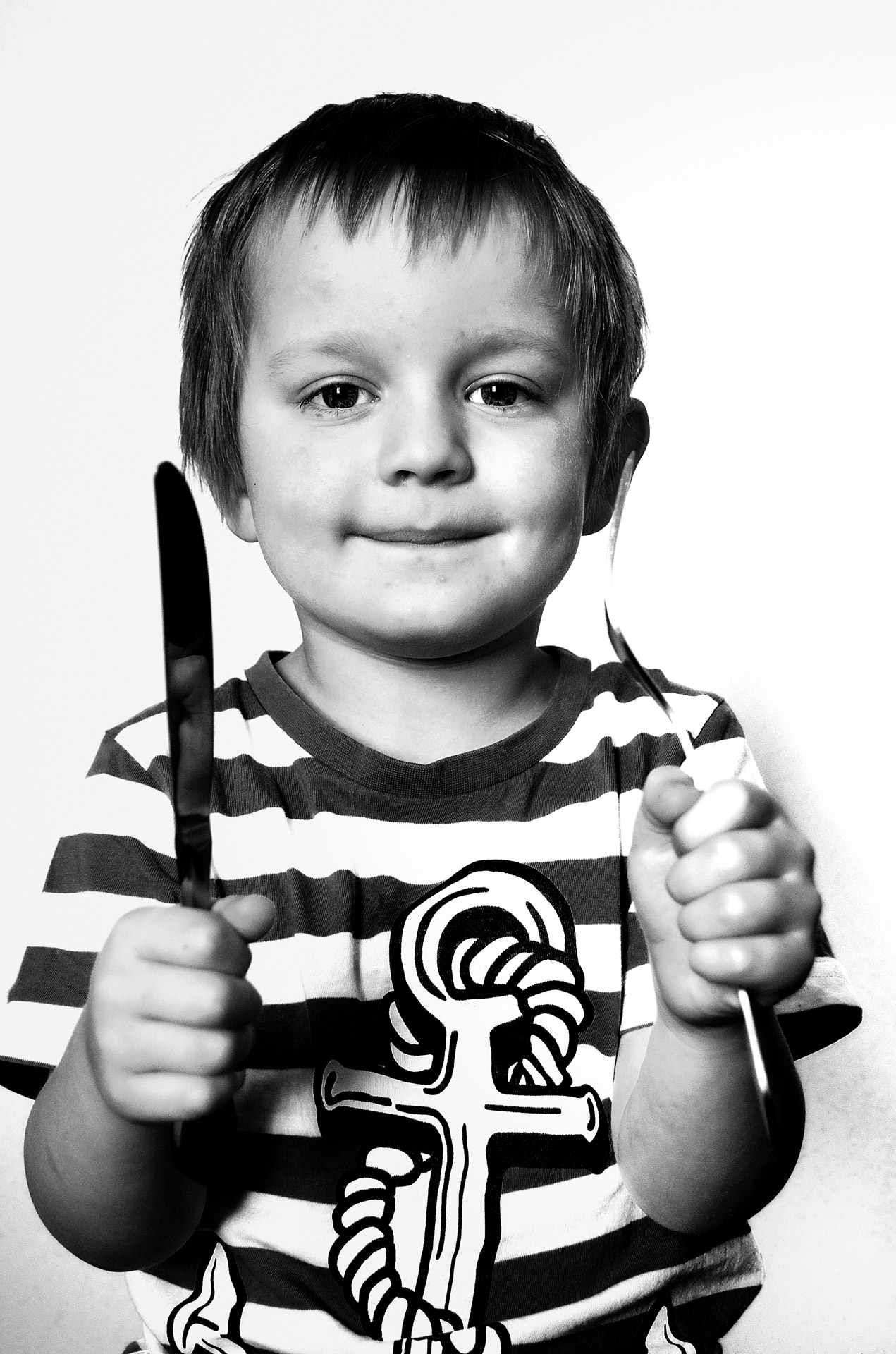 child hunger cutlery free photo