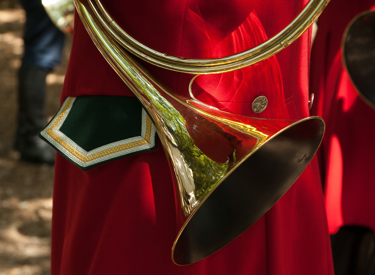hunting horn instrument music free photo