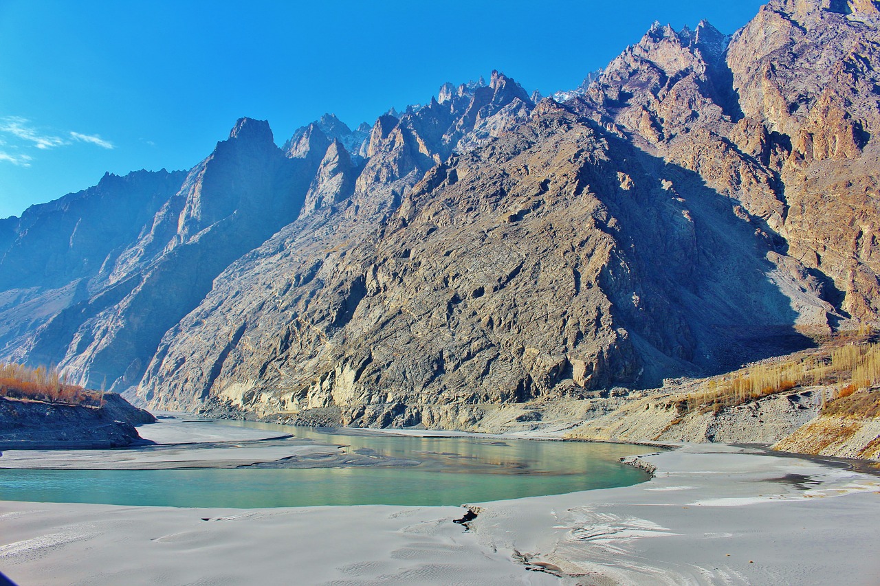 hunza pakistan river free photo
