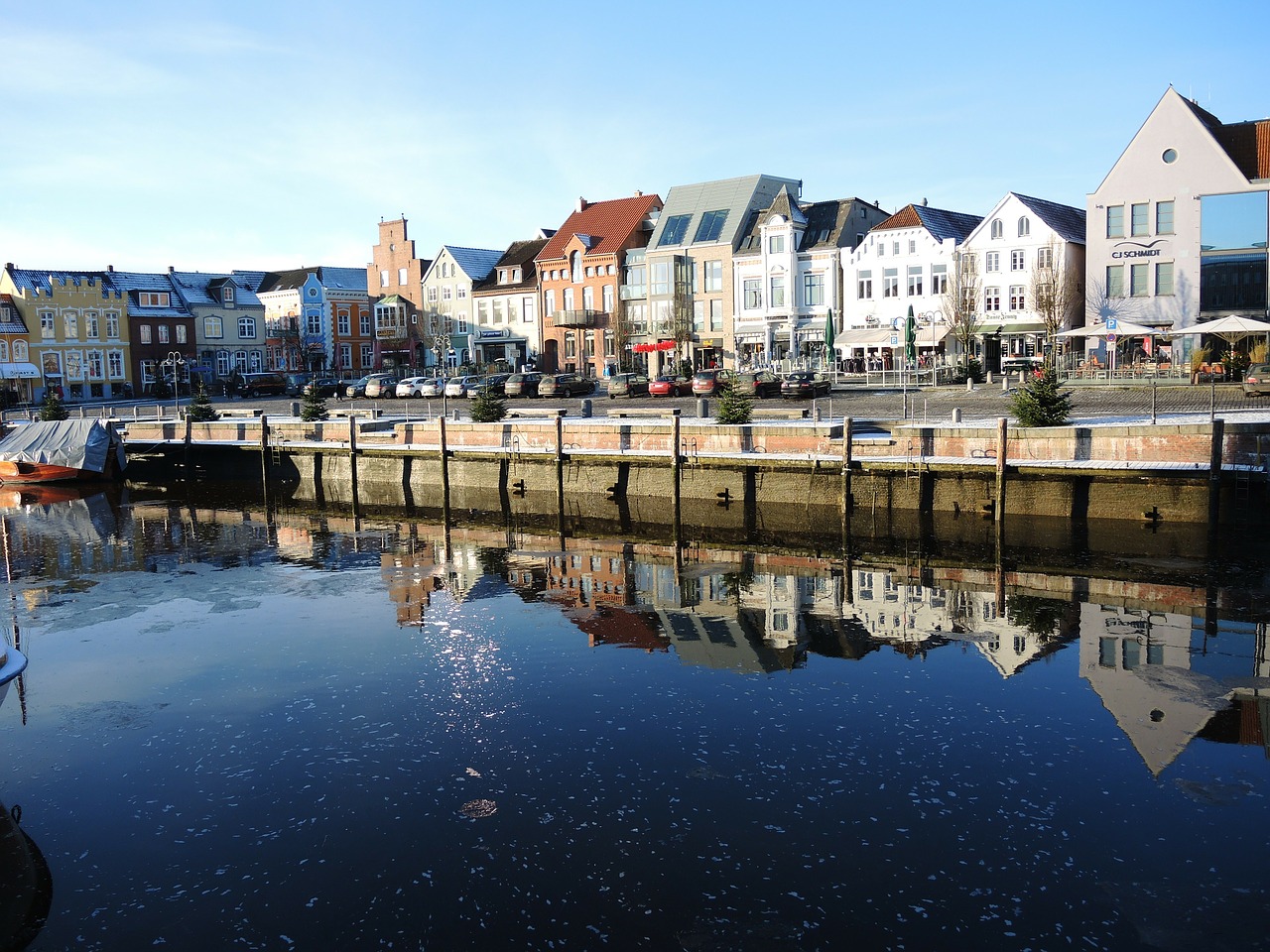 husum city norddeutschand free photo