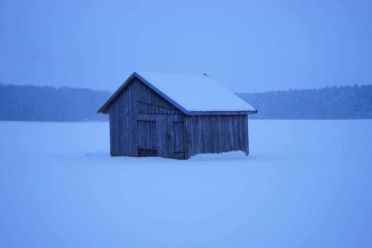 hut snow log cabin free photo