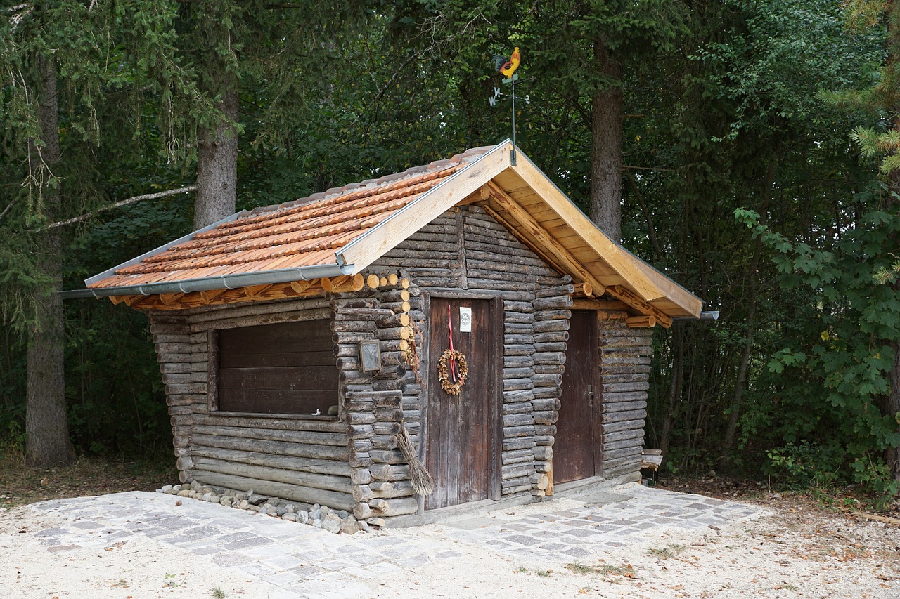 hut home wood free photo