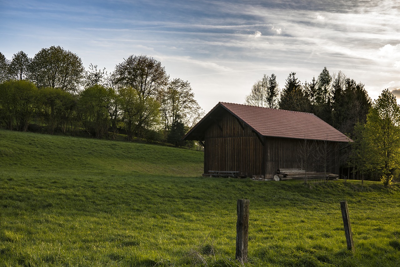 hut rural home free photo