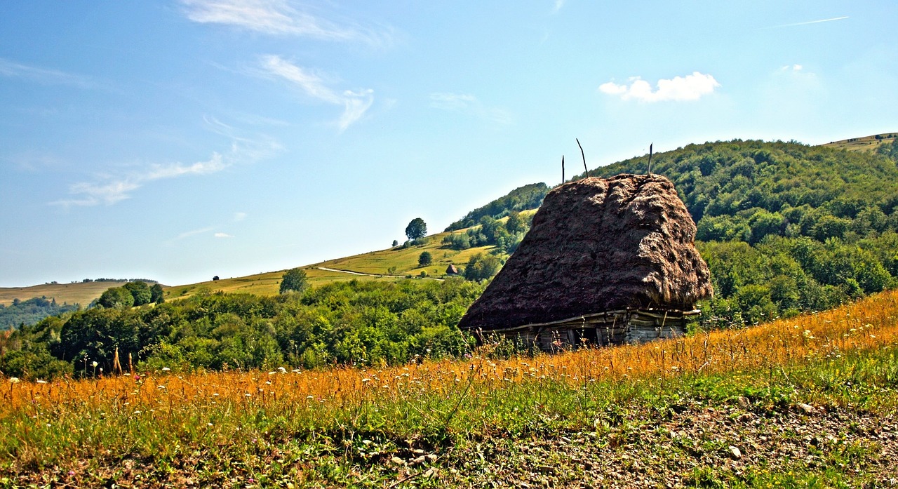 hut landscape mountain free photo