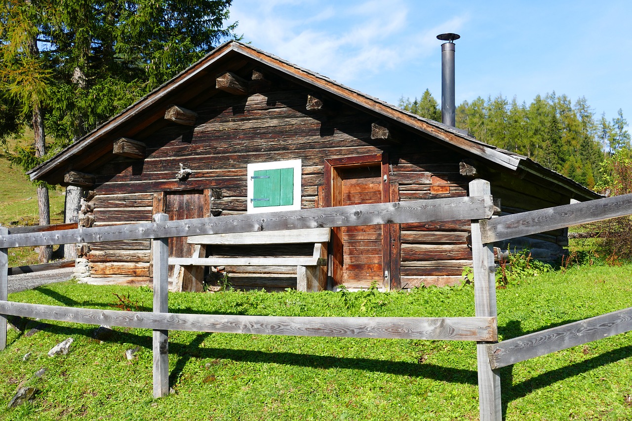 hut alpine hut log cabin free photo