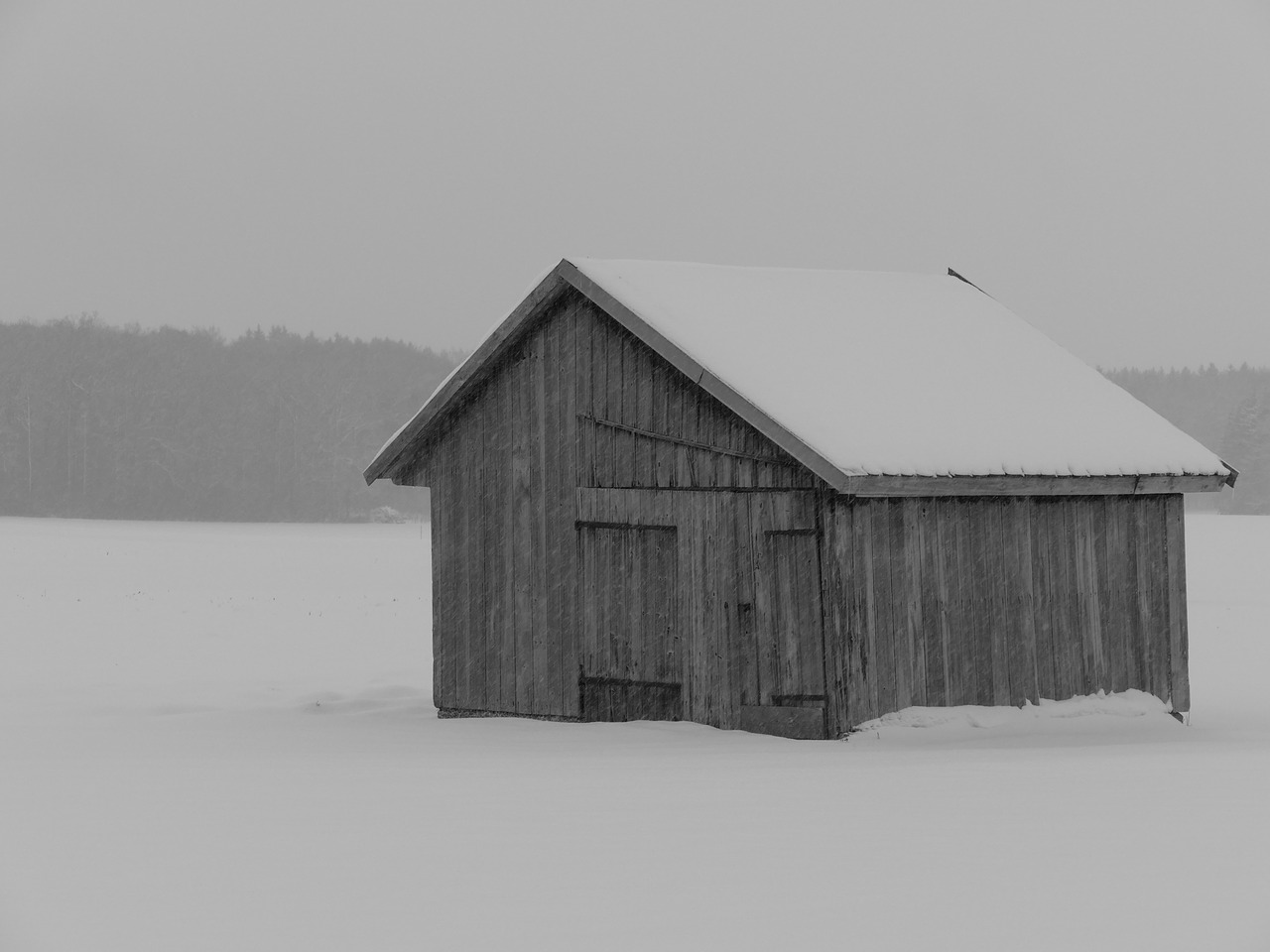 hut scale wood free photo