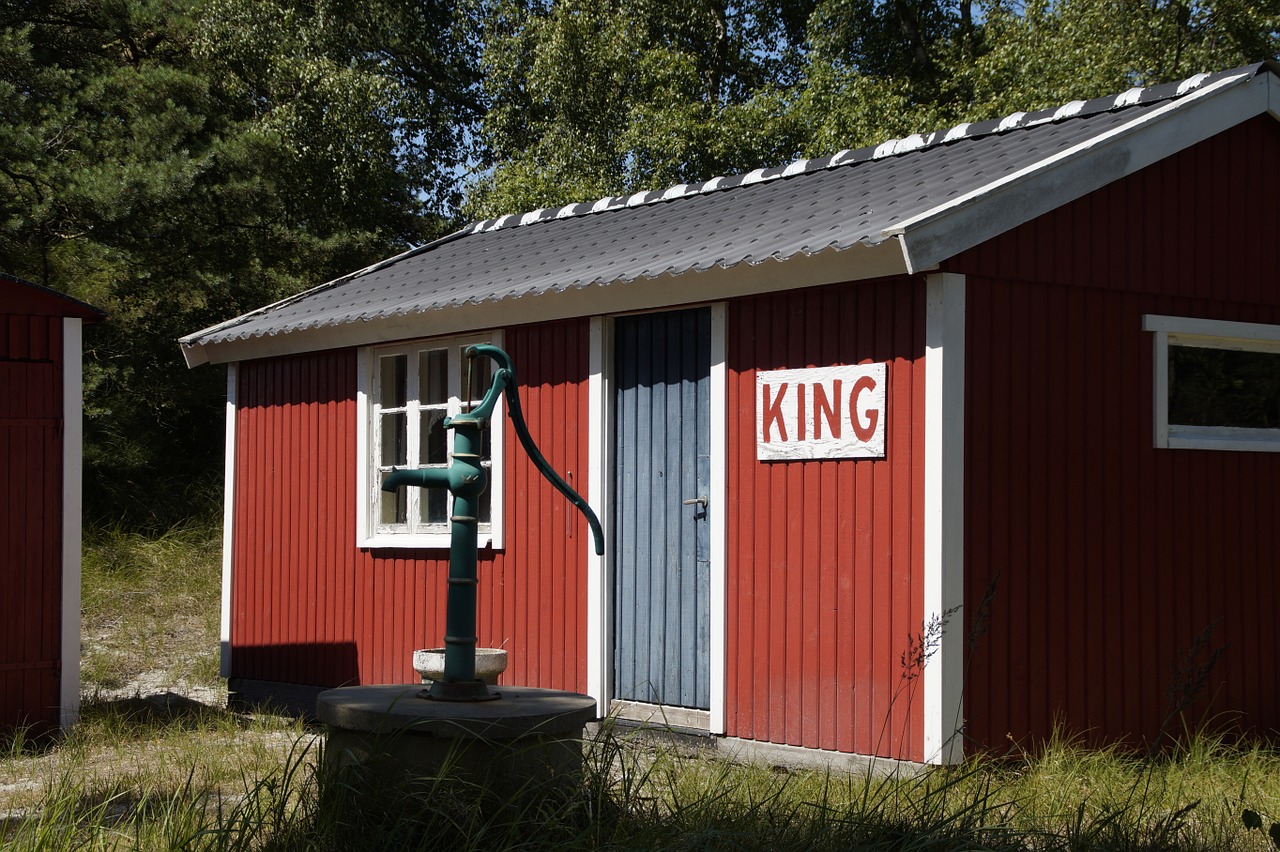 hut cottage sweden free photo