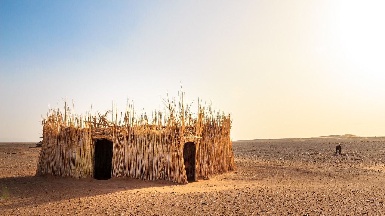 hut desert africa free photo