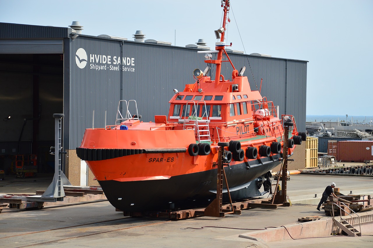 hvide sande  boat  pilot free photo