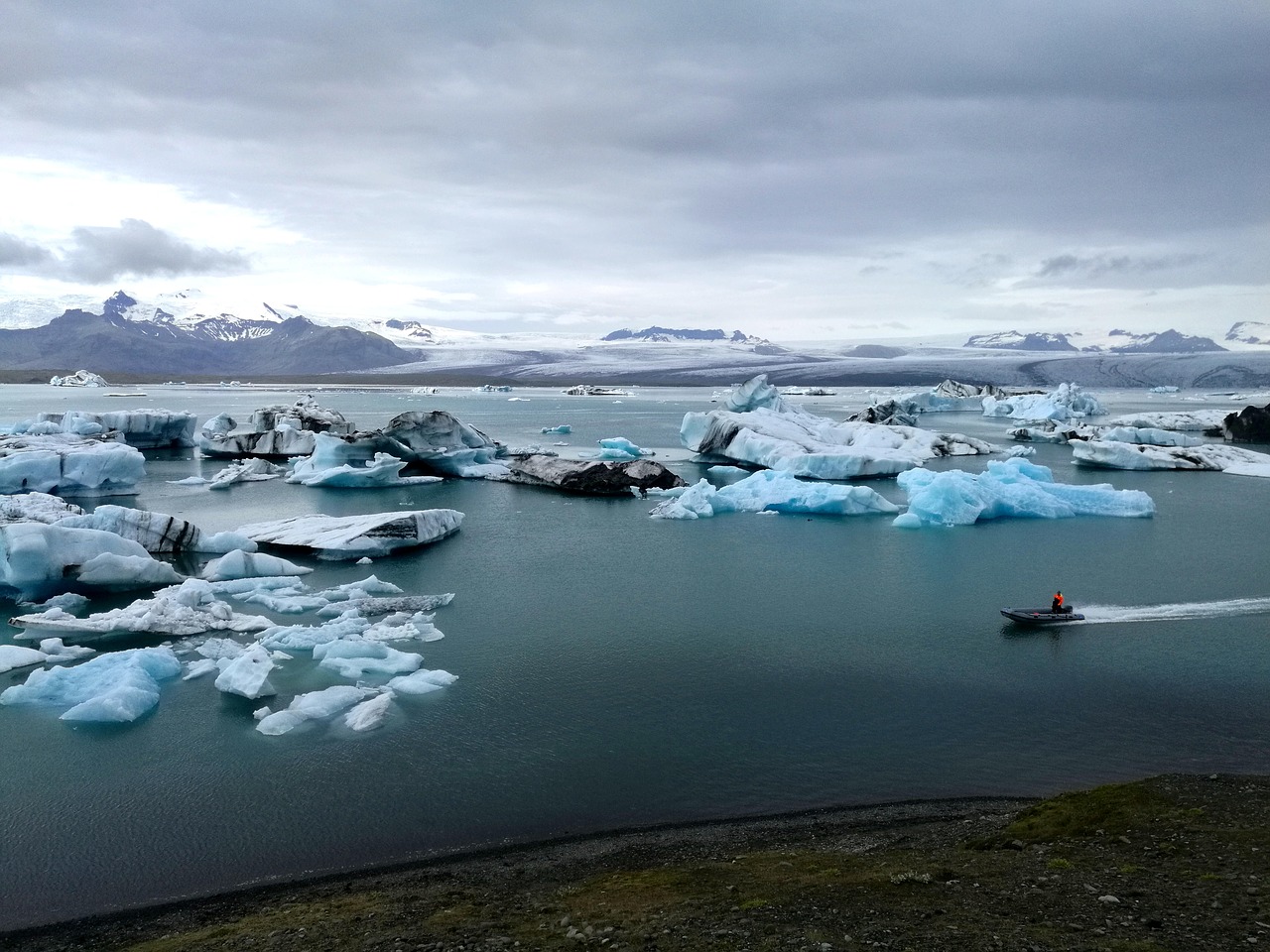 ice  iceberg  glacier free photo