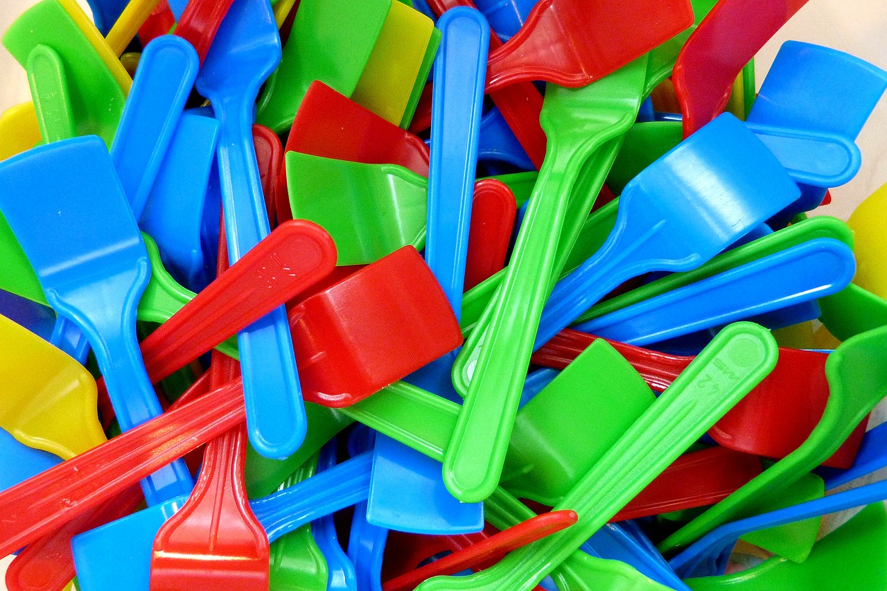 ice bucket ice spatula ice spade free photo