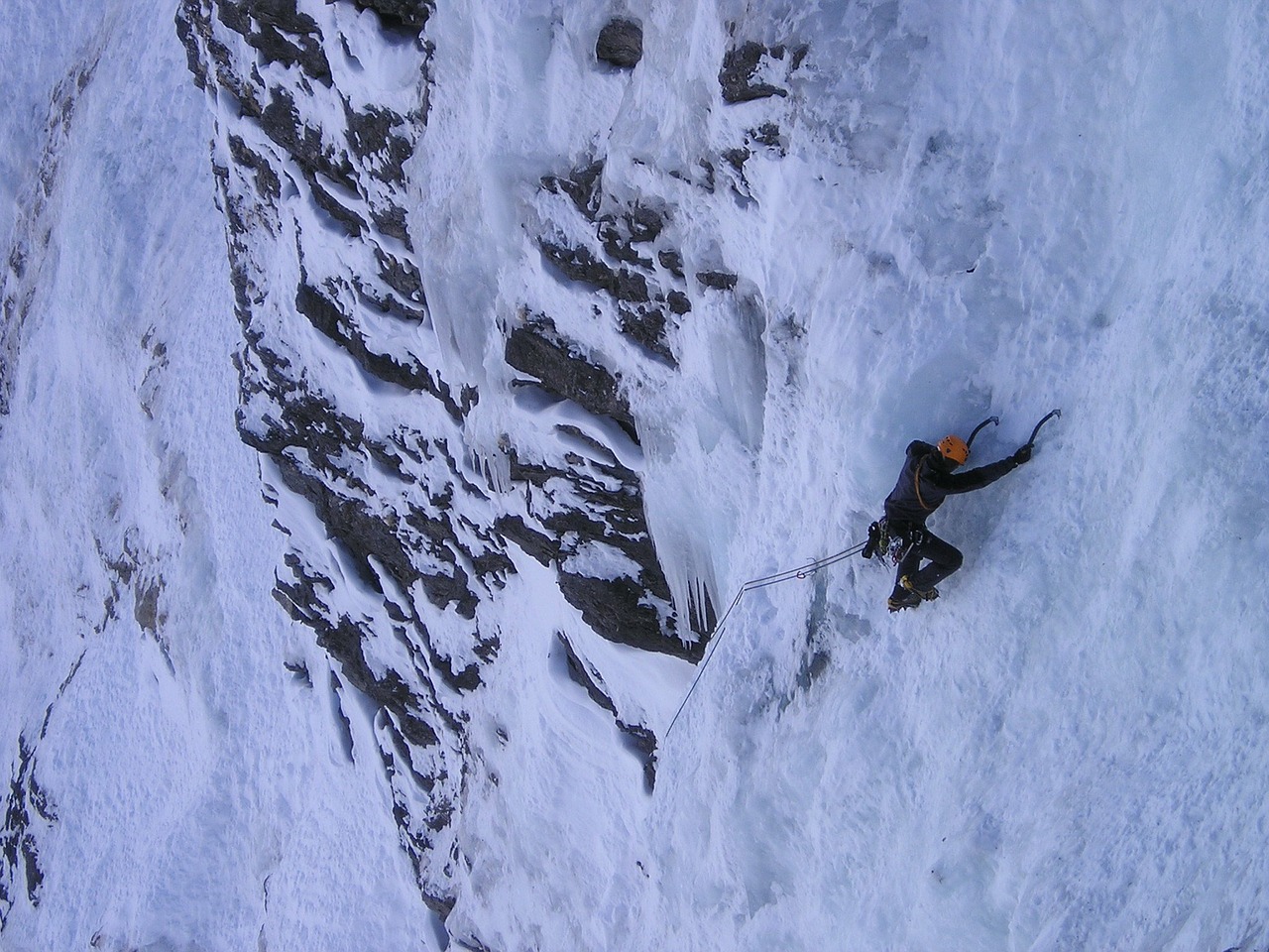 ice climbing alpinism bergsport free photo