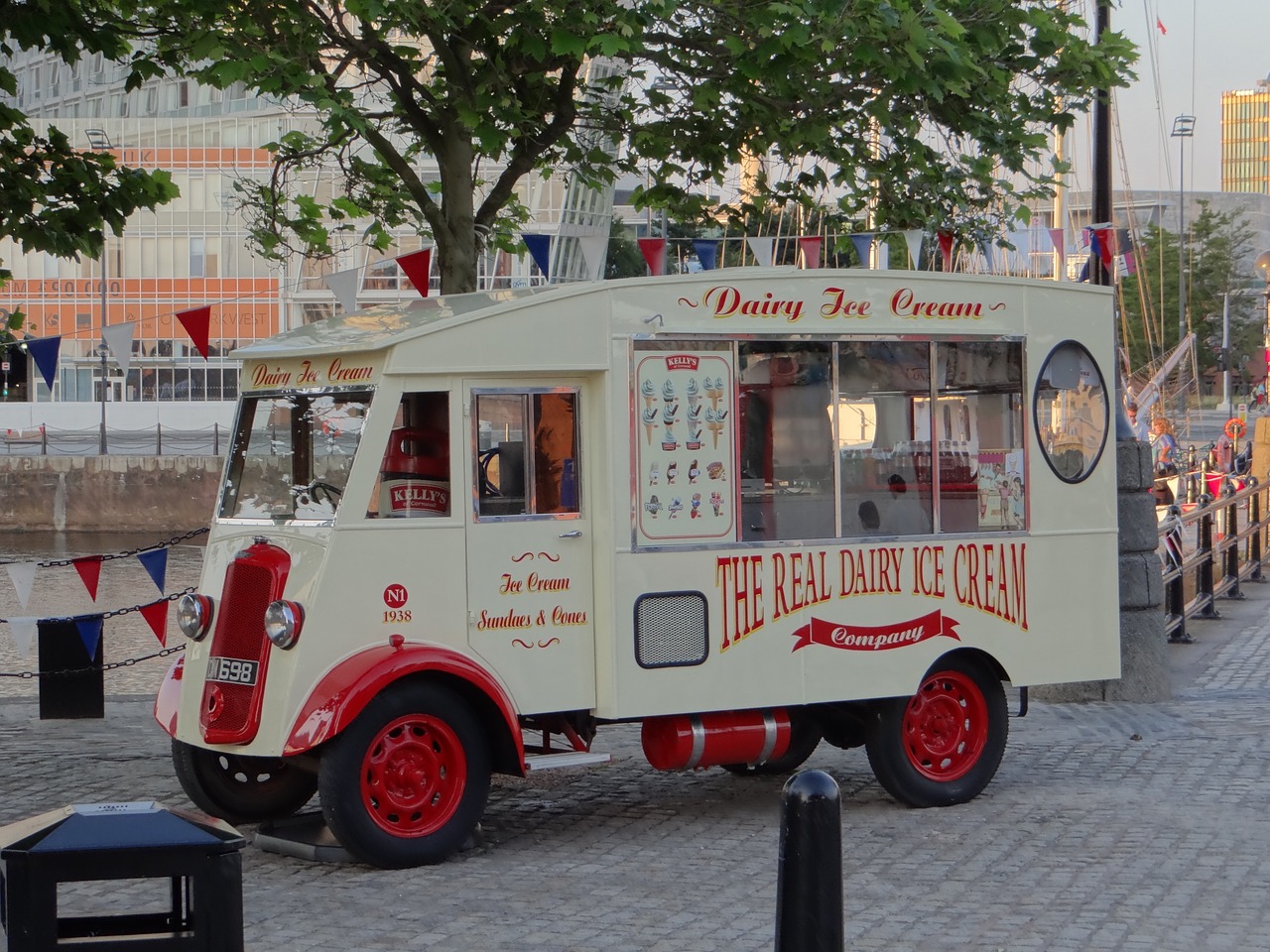 ice cream van ice ice cream truck free photo