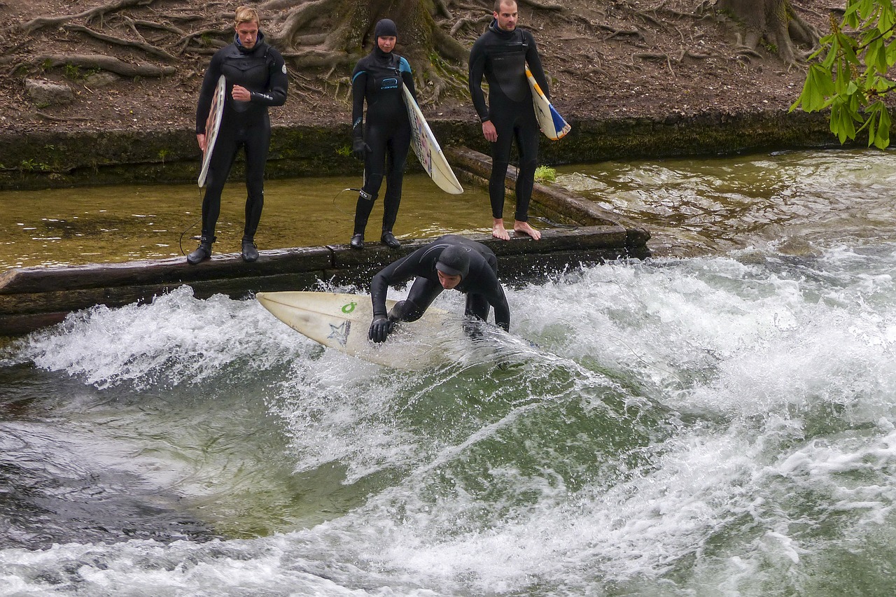 ice creek eisbach surfer free photo