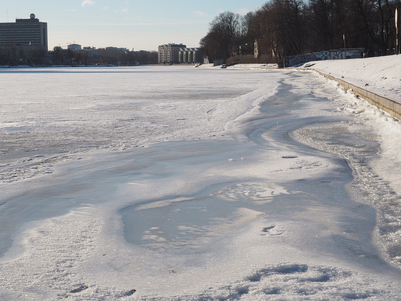 ice on the river frostwork city free photo