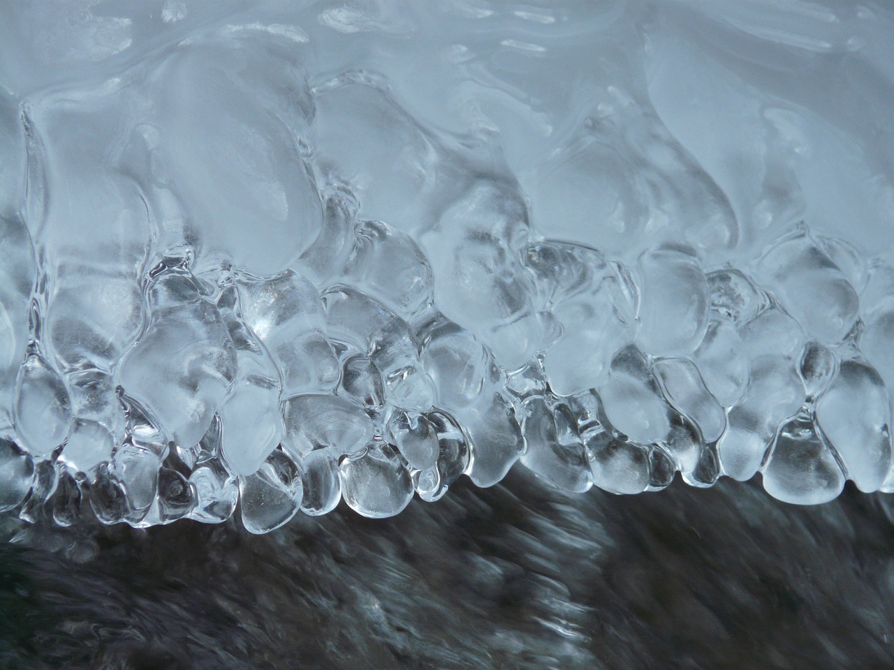 ice pearls eiskristalle ice free photo