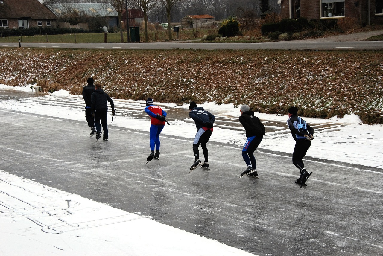 ice skating sports winter free photo