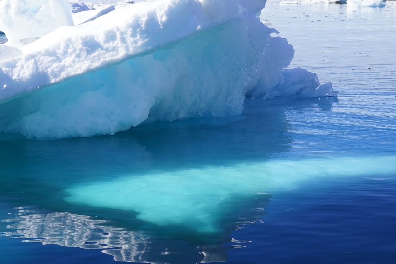 iceberg greenland blue free photo